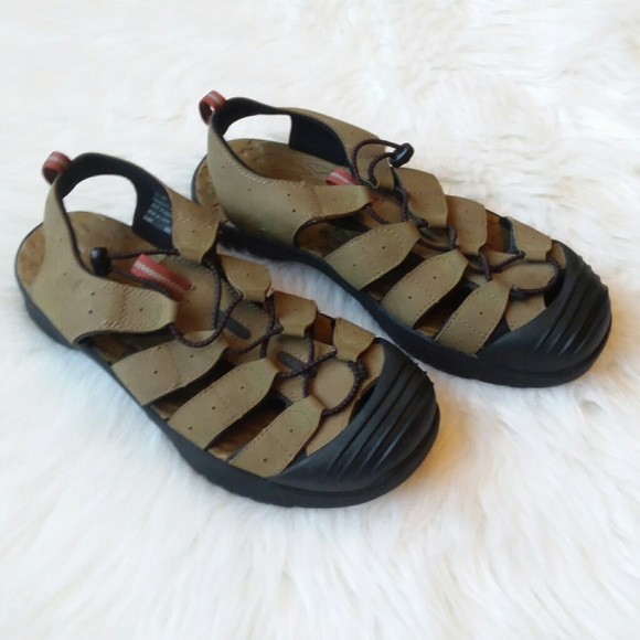 ozark trail hiking sandals